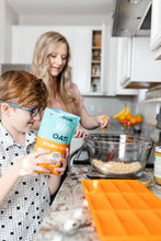 Load image into Gallery viewer, Granola Bar™ Pan: Clear (No Color) - Getting Low in Stock